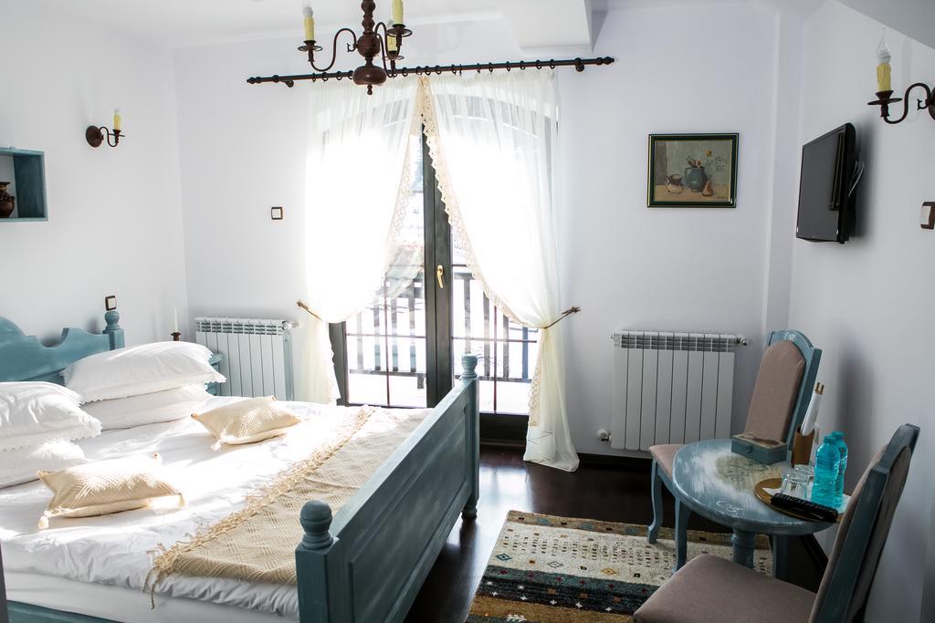 Luisenthal Conac Villa ฟุนดูโมลโดเว ภายนอก รูปภาพ
